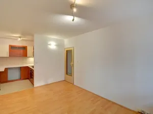 Pronájem bytu 2+kk, Kolín, Moravcova, 42 m2