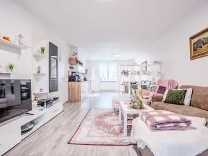 Prodej bytu 2+kk, Nová Role, Svobodova, 80 m2