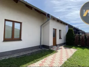 Pronájem rodinného domu, Postřižín, Duhová, 176 m2
