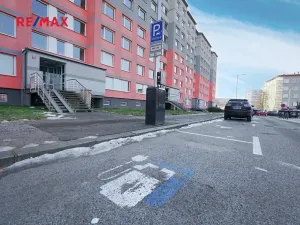 Pronájem bytu 1+kk, Praha - Černý Most, Doležalova, 33 m2