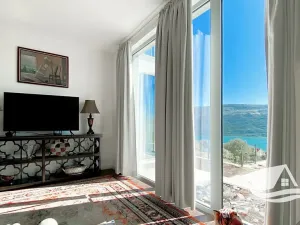 Prodej vily, Kumbor, Černá Hora, 320 m2