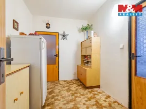 Prodej bytu 3+1, Český Krumlov - Plešivec, Sídliště Plešivec, 74 m2