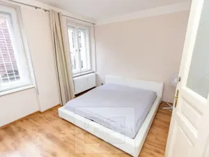Pronájem bytu 4+kk, Praha - Vinohrady, Bělehradská, 107 m2