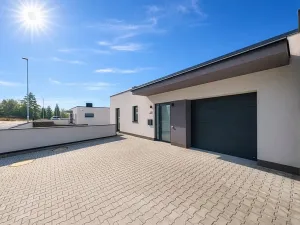 Prodej rodinného domu, Bělá pod Bezdězem, Jarní, 174 m2