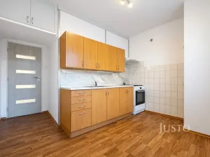 Pronájem bytu 2+1, Ústí nad Labem, Kozinova, 55 m2