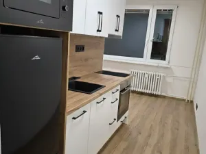 Pronájem bytu 2+kk, Ústí nad Labem, Zvonková, 45 m2