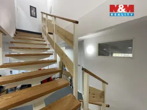 Pronájem kanceláře, Praha - Karlín, Sokolovská, 174 m2