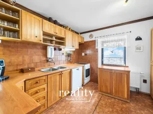 Prodej rodinného domu, Řásná, 179 m2