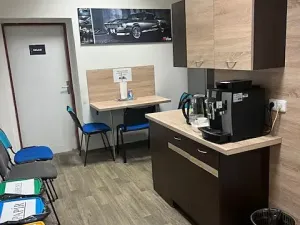 Pronájem výrobních prostor, České Budějovice, Okružní, 432 m2