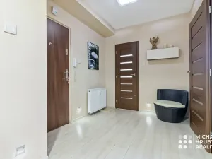 Prodej bytu 2+kk, Ostrava, Vrázova, 79 m2