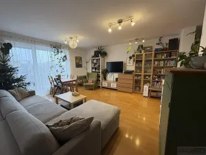 Prodej bytu 2+kk, Praha - Čakovice, Rýnská, 59 m2