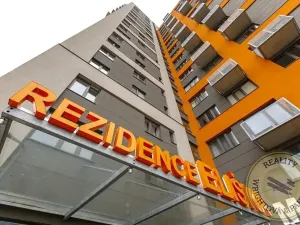 Pronájem garážového stání, Praha - Vysočany, Ocelářská, 16 m2