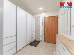 Prodej bytu 2+1, Kadaň, 1. máje, 56 m2