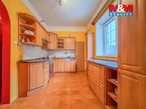 Prodej bytu 5+1, Polepy, 200 m2