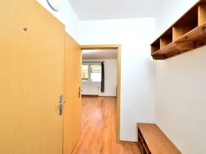 Pronájem bytu 1+kk, Praha - Libeň, Braunerova, 35 m2