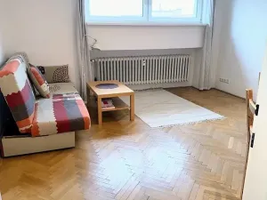 Prodej bytu 2+kk, Praha - Bubeneč, Lotyšská, 39 m2