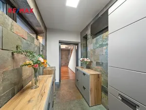 Prodej vily, Praha - Klánovice, Zádražanská, 330 m2