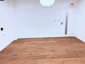 Pronájem bytu 3+kk, Benešov, Ulrichova, 75 m2