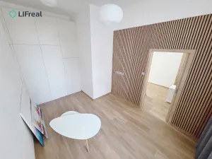 Pronájem bytu 2+kk, Liberec, Matoušova, 37 m2