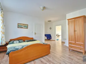 Prodej rodinného domu, Chlumec, 221 m2