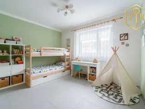 Prodej rodinného domu, Petrovice, 246 m2