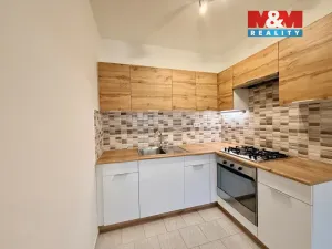 Pronájem bytu 2+kk, Praha - Nusle, Pujmanové, 39 m2