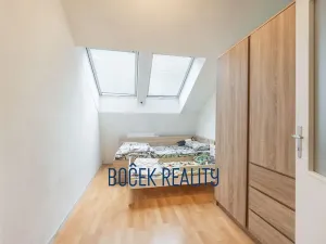 Prodej bytu 3+kk, Žebrák, Sídliště, 62 m2