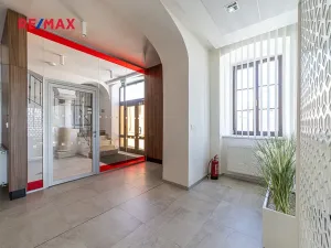 Prodej obchodního prostoru, Králíky, 5. května, 519 m2