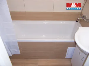 Pronájem bytu 1+1, Opava - Město, Kolářská, 35 m2