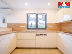 Prodej rodinného domu, Davle, Luční, 140 m2