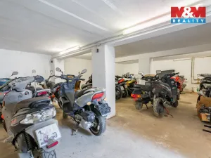 Prodej obchodního prostoru, Rudolfov, Třeboňská, 500 m2