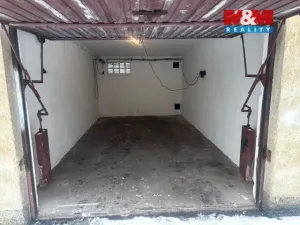 Prodej garáže, Praha, Průhonická, 18 m2
