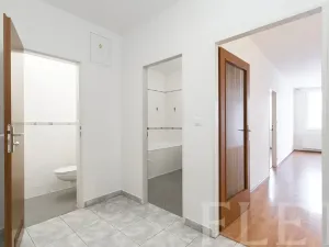 Prodej bytu 2+kk, Praha - Letňany, Bechlínská, 53 m2