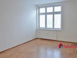 Pronájem bytu 1+kk, Ostrava, Denisova, 32 m2