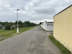 Prodej garáže, Hradec Králové, U Mostku, 19 m2