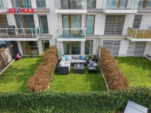 Pronájem bytu 1+kk, Praha - Košíře, Naskové, 33 m2