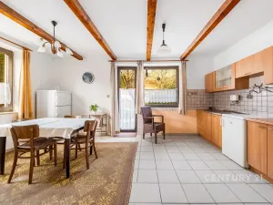 Prodej rodinného domu, Stráž, 320 m2