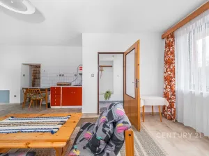 Prodej rodinného domu, Stráž, 320 m2