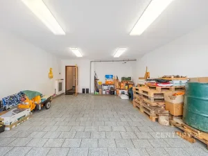 Prodej rodinného domu, Stráž, 320 m2