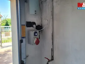 Pronájem garáže, Praha - Suchdol, K Horoměřicům, 30 m2
