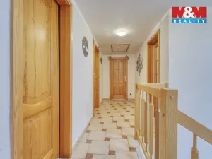 Prodej rodinného domu, Dolany, 157 m2