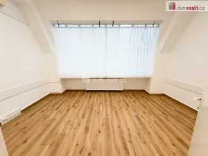 Pronájem kanceláře, Praha - Nové Město, Vodičkova, 141 m2