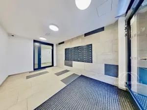 Pronájem bytu 1+kk, Praha - Hlubočepy, Wassermannova, 34 m2