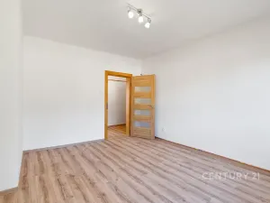 Pronájem bytu 1+1, Děčín, Riegrova, 37 m2