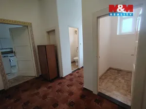 Pronájem bytu 1+1, Benešov, Husova, 52 m2