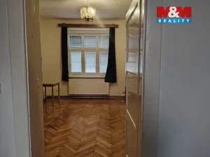 Pronájem bytu 1+1, Benešov, Husova, 52 m2