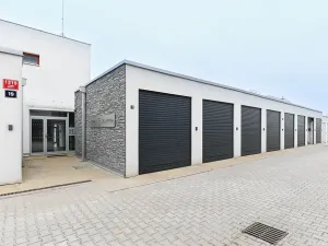 Pronájem bytu 1+kk, Praha - Košíře, Pod Šmukýřkou, 42 m2