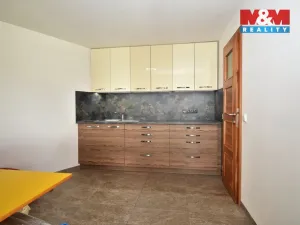 Prodej výrobních prostor, Spálov, 1200 m2