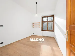 Pronájem bytu 3+kk, Praha - Vršovice, Černomořská, 70 m2