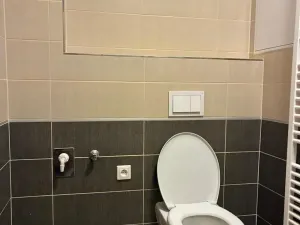 Pronájem bytu 2+kk, Praha - Kyje, Farkašova, 50 m2